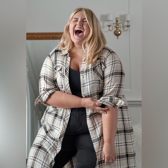 🖤TORRID Plaid Button-Front Longline Shirt Kimono with Side Slits NWT - Picture 5 of 12